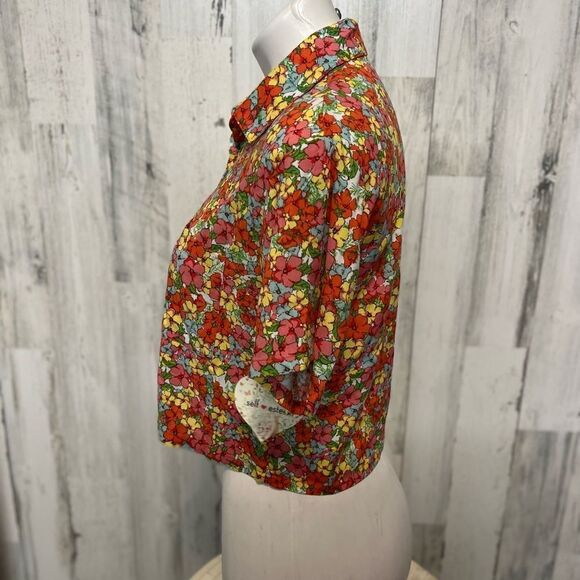 Floral top  - Picture 2 of 5